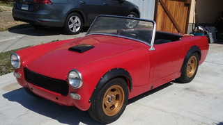 For $5,900, Would You Get Down With This Rotary 1962 MG Midget?
